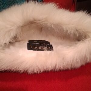 Fox White Faux Fur Collar
